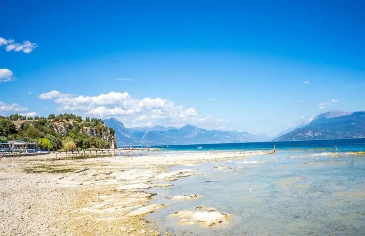 Giardino Apartment - Centrico Con Piscina Sirmione