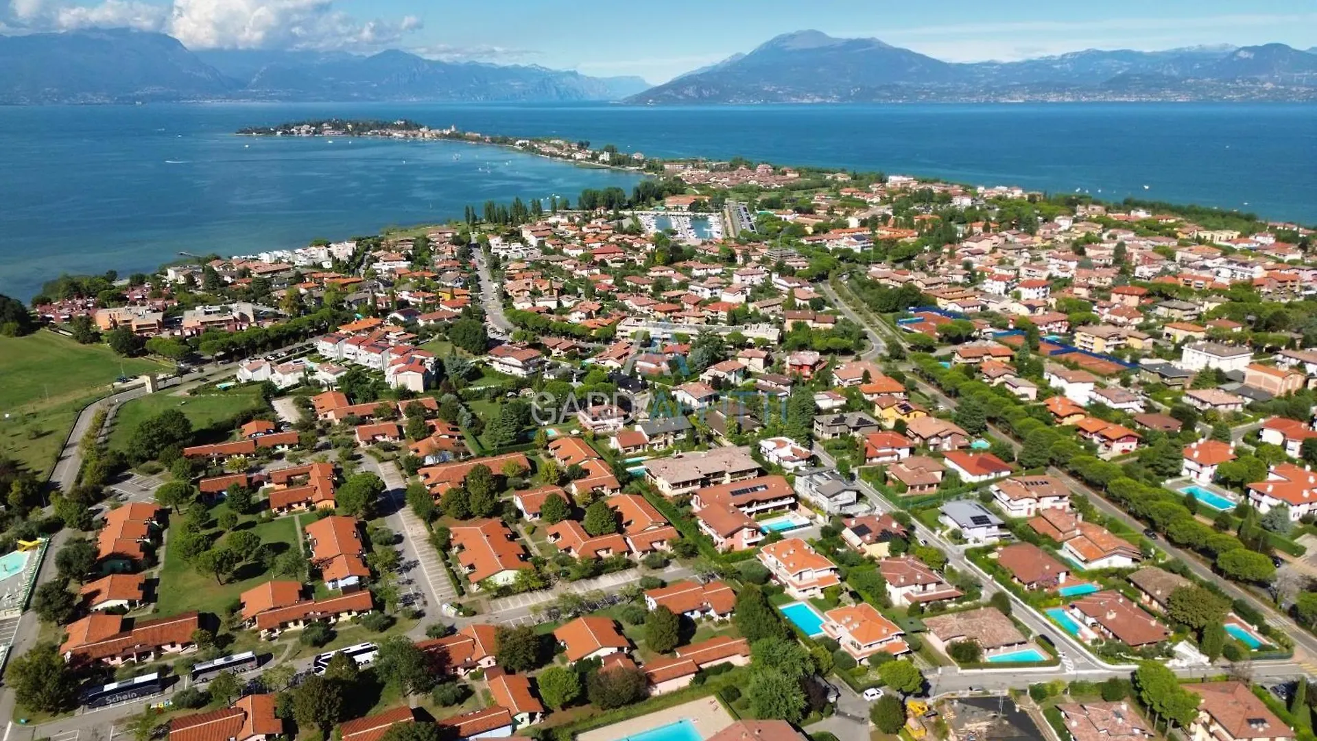 Giardino Apartment - Centrico Con Piscina Sirmione